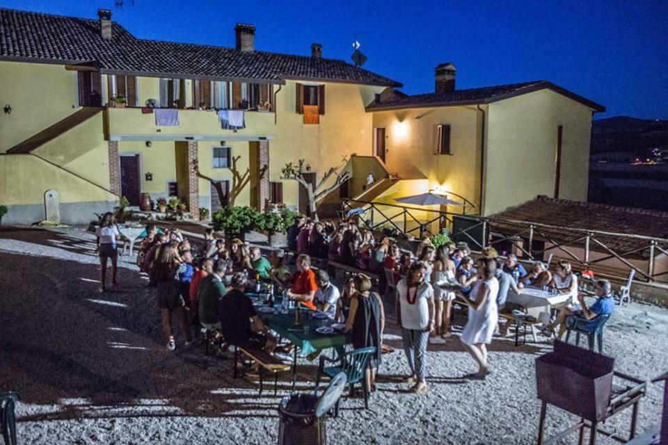 Il Poggio Dei Tre Contadini Villa Ponte Felcino ภายนอก รูปภาพ